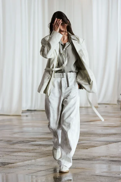 Look 39